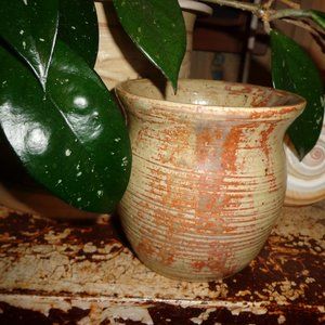 Pottery Vase Earthenware 2-Toned Rings Sturdy